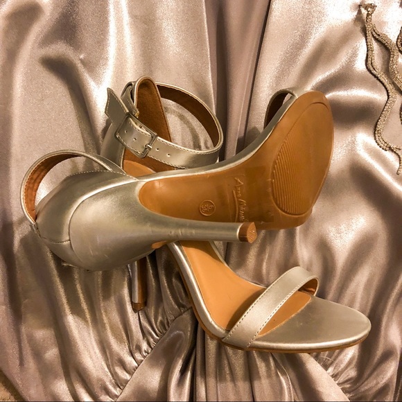 NEW Silver Stiletto Open Toe Heels - Picture 2 of 5